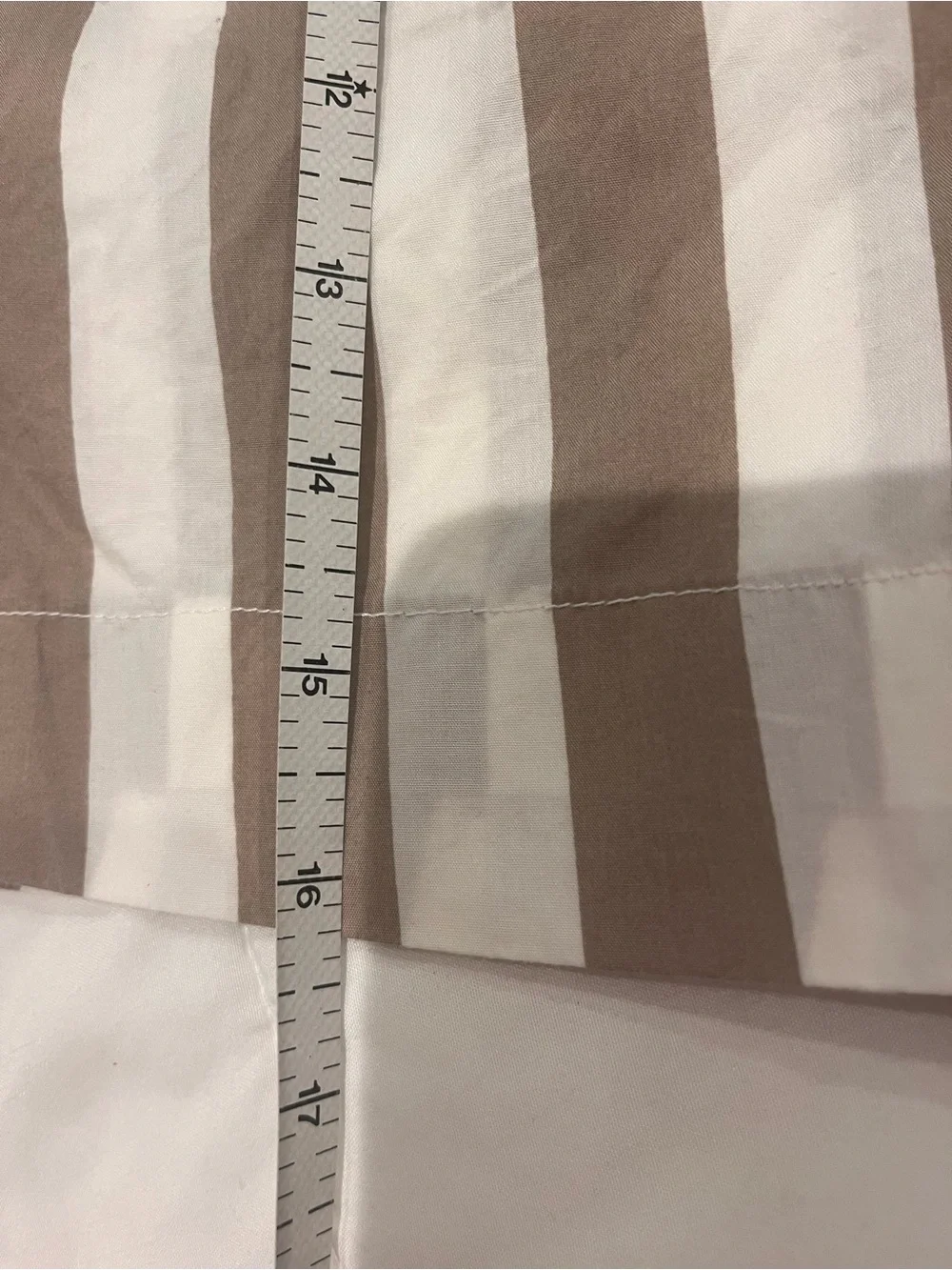 Aerie Striped Tan White Shorts SMALL Pockets Pull on Elastic Casual Boxer Lounge - Picture 6 of 8